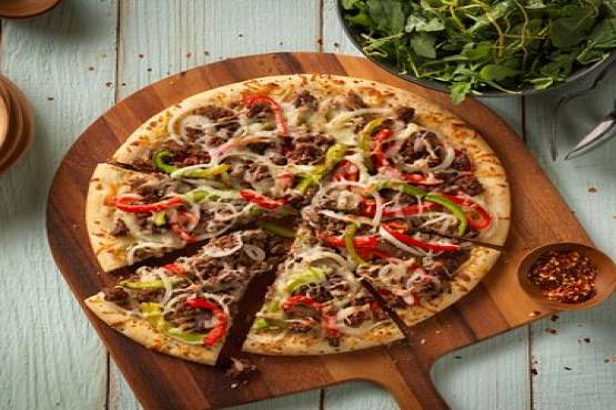 Beef Pizza بيتزا اللحم