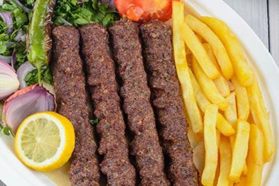 Meat Kabab Meal وجبة كباب اللحم